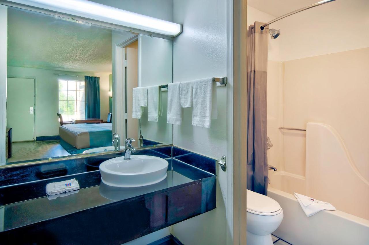 Motel 6-Grand Rivers, Ky מראה חיצוני תמונה