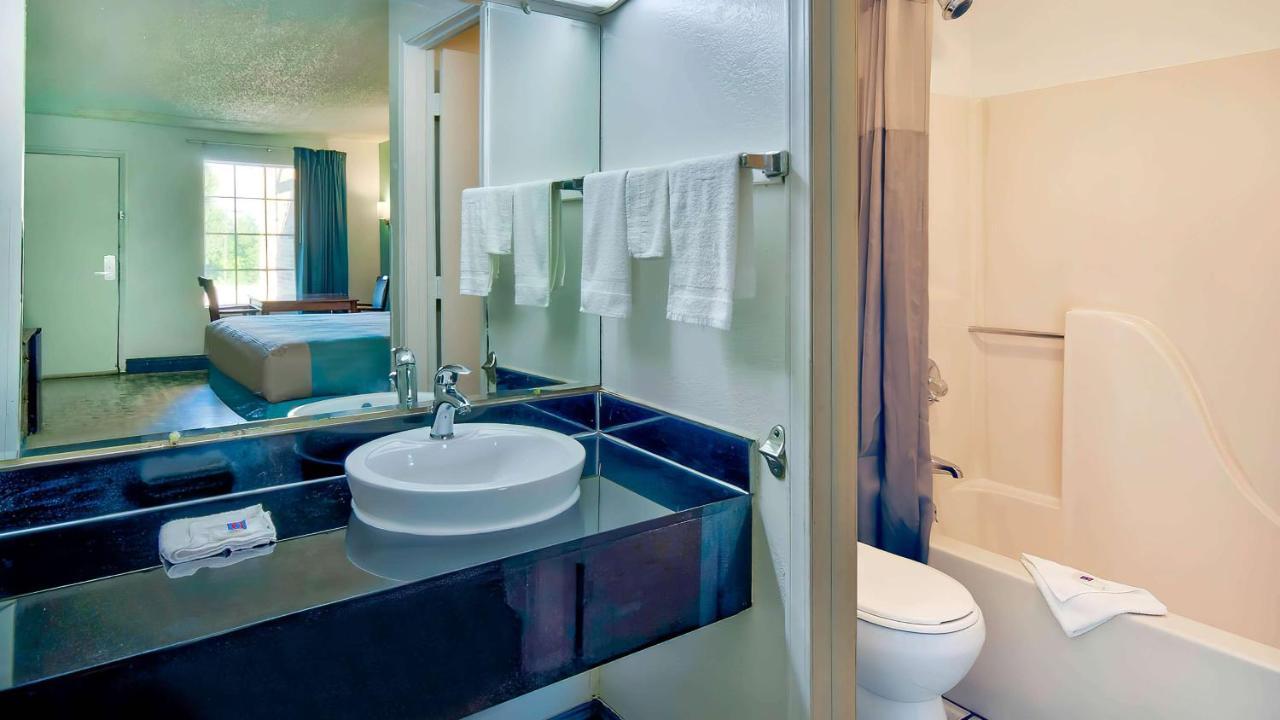 Motel 6-Grand Rivers, Ky מראה חיצוני תמונה