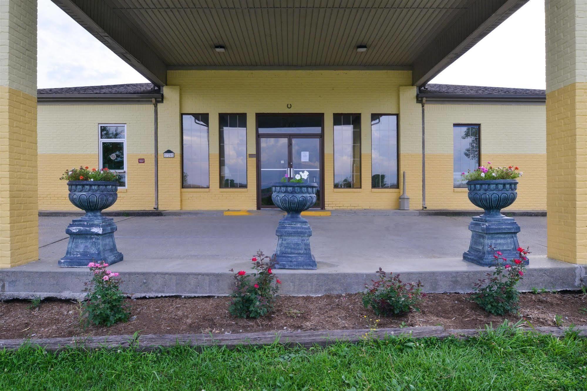 Motel 6-Grand Rivers, Ky מראה חיצוני תמונה